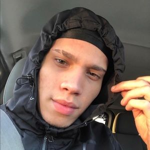 Meet your Posher, Thomas